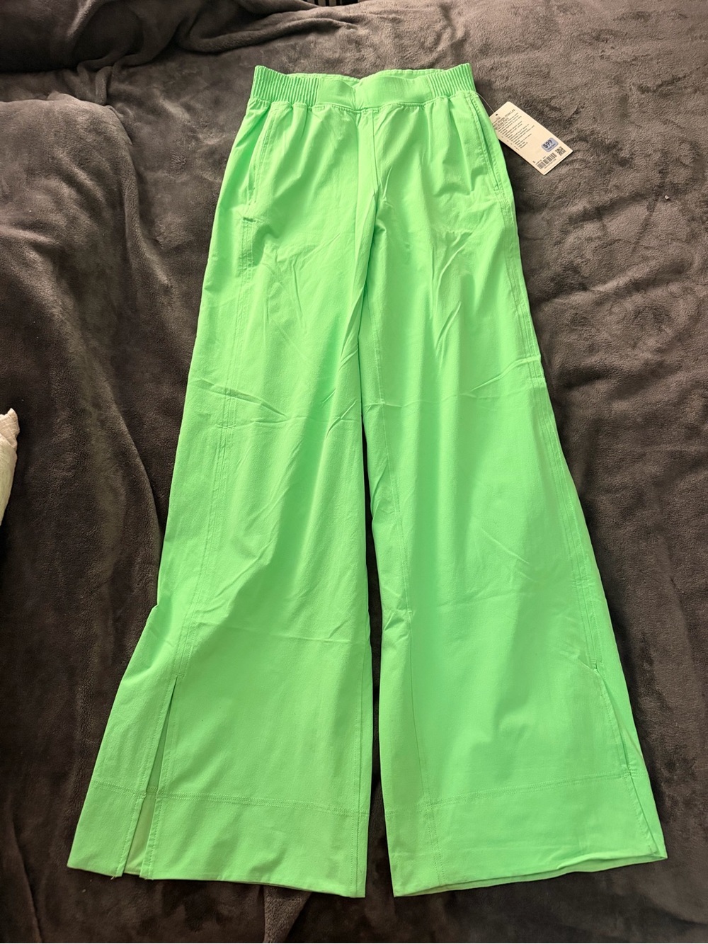 lululemon woven wide-leg high-rise pant Neon Green